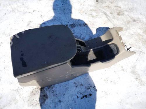 Used Armrest / Center console Armrest / Center console FIAT CROMA (194_) 1.9 D Multijet (194AXB1B) (120 hp) 35273324 35273324