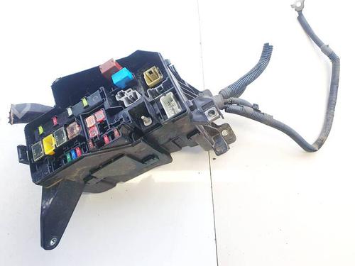 Used Fuse box Fuse box TOYOTA RAV 4 III (_A3_) 2.2 D (ALA35_) (150 hp) 32926644 32926644