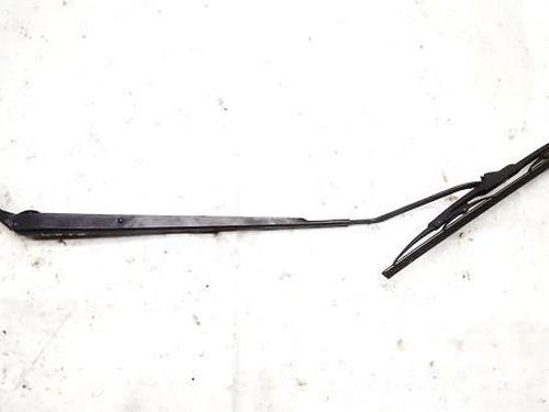 front-windshield-wiper-arm-toyota-corolla-verso-_e12_-2001-2002-2003-2004-2005-2006-2007-33508879 main image