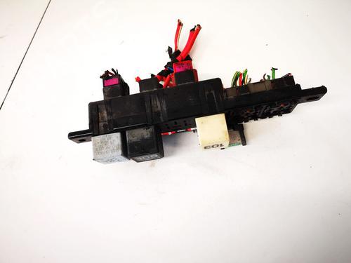 Used Fuse box Fuse box VW GOLF IV (1J1) 1.9 TDI (90 hp) 32885217 32885217