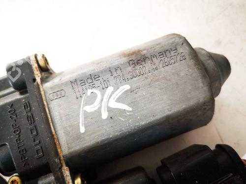 Left front window motor AUDI A4 B5 (8D2) 1.9 TDI | BP34867663E21 - Image 3