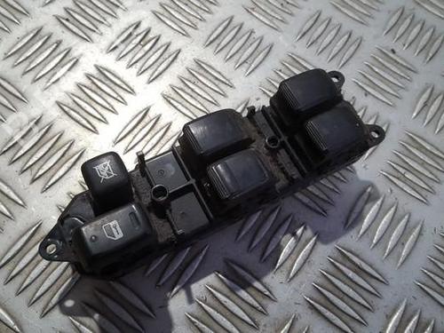 Used Switch Switch TOYOTA AVENSIS VERSO (_M2_) 2.0 D (CLM20_, CLM20R) (116 hp) 33501972 33501972