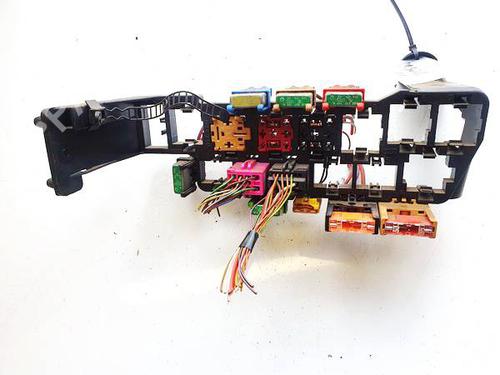 Used Fuse box AUDI A6 C5 (4B2, 4B4) 1.9 TDI (130 hp) 32955599