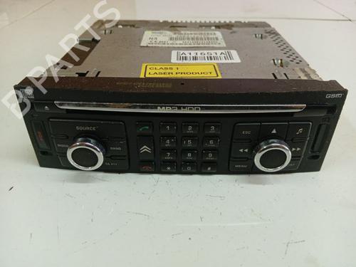 Used Radio Radio 38005982 38005982