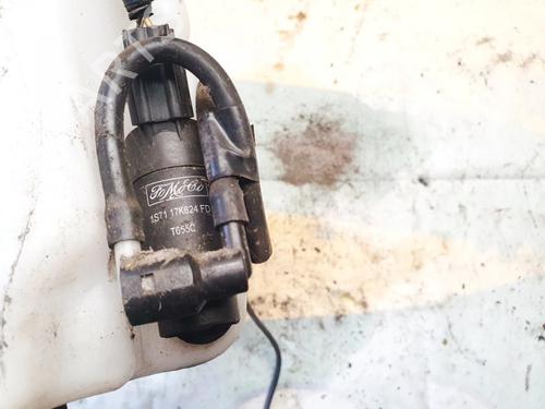washer-pump-volvo-v50-545-2003-2004-2005-2006-2007-2008-2009-2010-2011-2012-35449631 main image