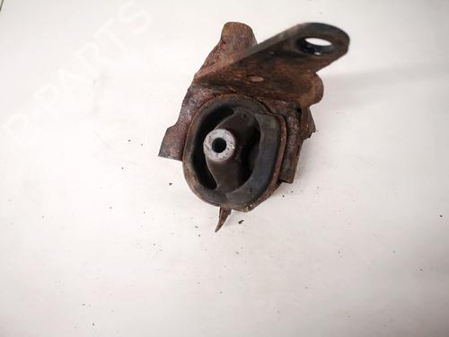 Used Engine mount Engine mount TOYOTA AVENSIS VERSO (_M2_) 2.0 D (CLM20_, CLM20R) (116 hp) 33097672 33097672