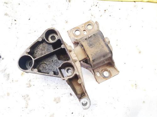 Used Engine mount Engine mount HYUNDAI SONATA V (NF) 2.0 CRDi (140 hp) 32913206 32913206
