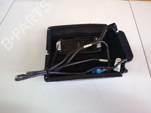 Used Glove box Glove box 38430652 38430652