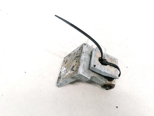 hingedoor-check-strap-audi-a4-b5-8d2-1994-1995-1996-1997-1998-1999-2000-2001-33081887 main image