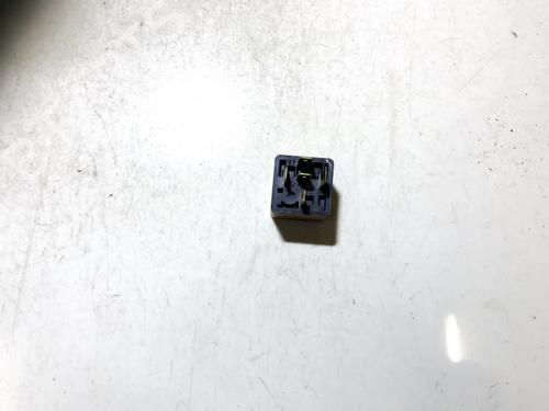 Electronic sensor OPEL SIGNUM Hatchback (Z03) 1.9 CDTI (F48) | BP33105238M84 - Image 2