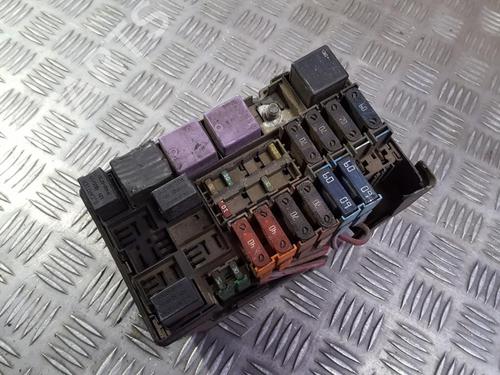 Used Fuse box Fuse box RENAULT LAGUNA II (BG0/1_) 1.9 dCi (BG08, BG0G) (120 hp) 33493633 33493633