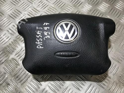 driver-airbag-vw-passat-b5-variant-3b5-1997-1998-1999-2000-2001-33495530 main image