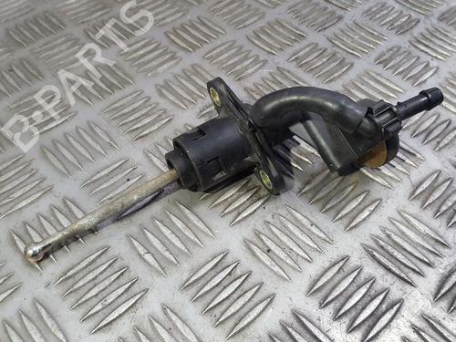 clutch-slave-cylinder-vw-passat-b55-3b3-2000-2001-2002-2003-2004-2005-35683777 main image