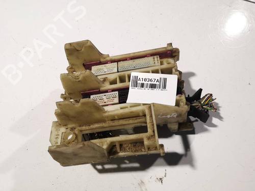 Used Fuse box Fuse box VOLVO XC70 I Cross Country (295) 2.4 T XC AWD (200 hp) 32579976 32579976