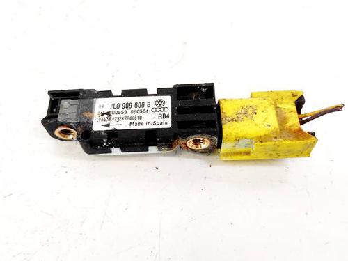 Used Electronic module Electronic module VW TOUAREG (7LA, 7L6, 7L7) 2.5 R5 TDI (174 hp) 32947953 32947953