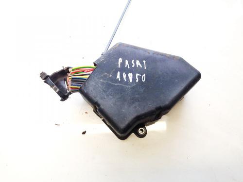 Fuse box VW PASSAT B5 Variant (3B5) 1.8 | BP33108336E1 - Image 2