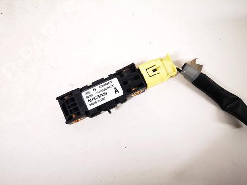 Used Electronic module Electronic module NISSAN MICRA III (K12) 1.2 16V (80 hp) 33083776 33083776
