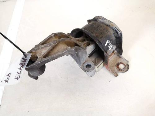 engine-mount-renault-clio-iii-br01-cr01-2005-2006-2007-2008-2009-2010-2011-2012-2013-2014-32918281 main image