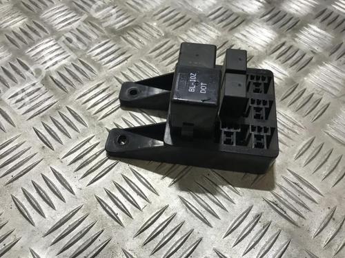 Used Fuse box Fuse box HYUNDAI XG (XG) 30 (188 hp) 33494517 33494517