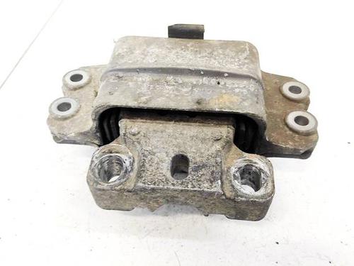 Used Engine mount Engine mount VW TOURAN (1T1, 1T2) 1.9 TDI (105 hp) 32949236 32949236