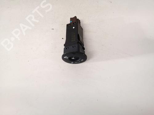 Used Switch Switch NISSAN QASHQAI I (J10, NJ10) 2.0 dCi (150 hp) 32889576 32889576