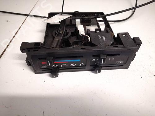 Used Climate control Climate control FORD MAVERICK (UDS, UNS) 2.7 TD (100 hp) 35162050 35162050