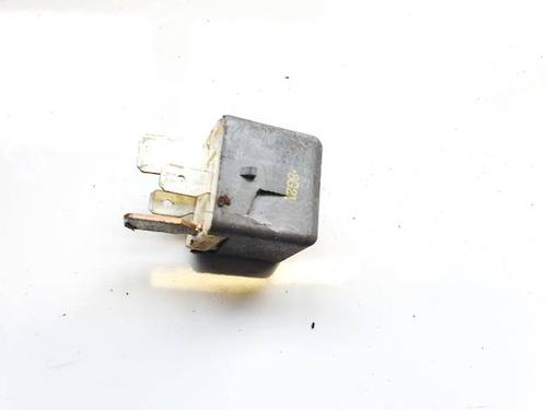 Used Electronic sensor Electronic sensor TOYOTA PREVIA II (_R3_) 2.0 D-4D (CLR30_, CLR30R) (116 hp) 32584377 32584377