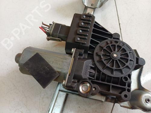 Used Right rear window motor Right rear window motor 34832179 34832179