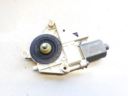 Used Right front window motor Right front window motor RENAULT TWINGO II (CN0_) 1.5 dCi 75 (75 hp) 35079542 35079542