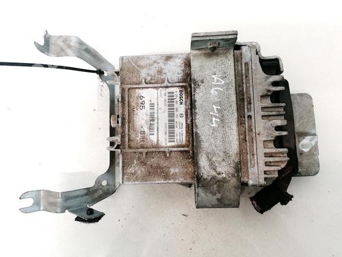 Used Engine control unit (ECU) Engine control unit (ECU) VOLVO V40 Estate (645) 1.9 DI (95 hp) 33069544 33069544