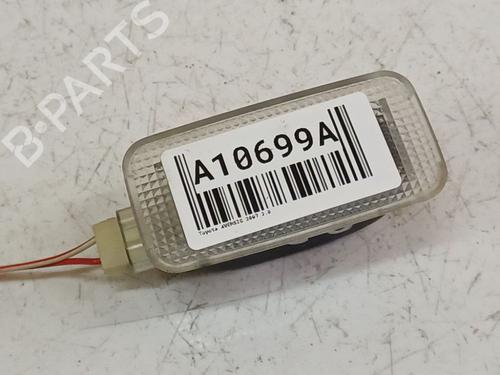 Plafonier Plafonier TOYOTA AVENSIS (_T25_) 2.0 D-4D (ADT250_, ADT250R) (126 hp) 34852122 34852122
