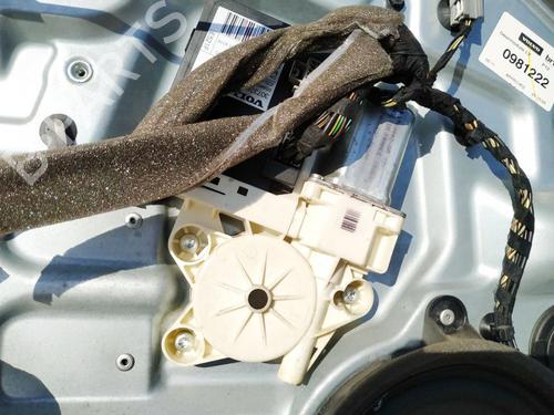 Left front window motor VOLVO V50 (545) 1.6 D | BP35499111E21 - Image 2