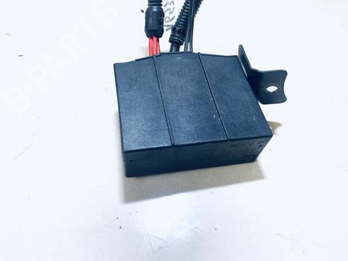 Used Fuse box Fuse box OPEL ASTRA F Hatchback (T92) 1.6 i (F08, M08, F68, M68) (75 hp) 33075575 33075575