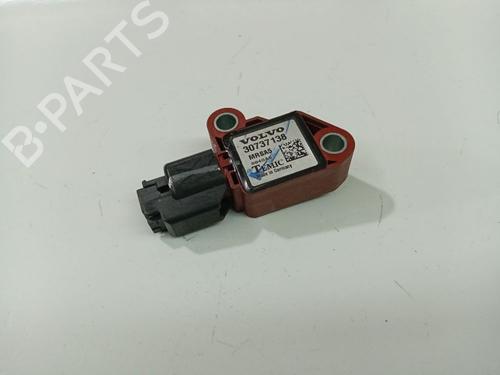 Used Electronic module VOLVO V50 (545) 1.6 D (110 hp) 32533834