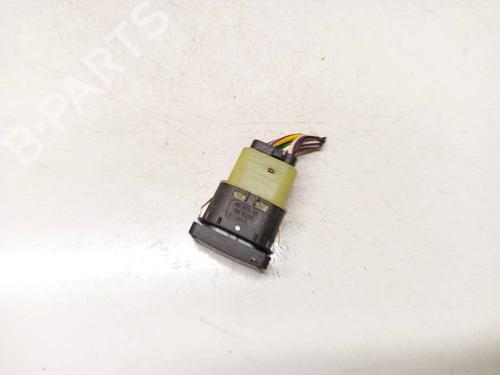 switch-ford-focus-ii-da_-hcp-dp-2004-2005-2006-2007-2008-2009-2010-2011-2012-2013-32530848 main image