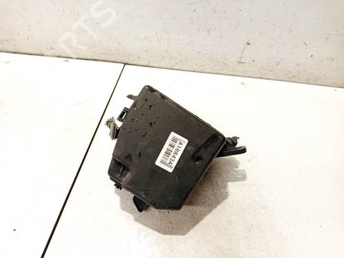 fuse-box-toyota-yaris-_p9_-2005-2006-2007-2008-2009-2010-2011-2012-2013-2014-32553792 main image
