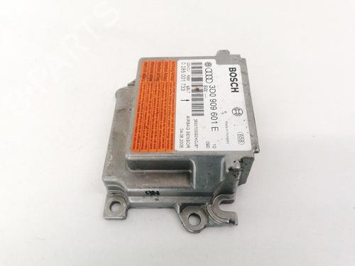 Used ECU airbags ECU airbags VW PHAETON (3D1, 3D2, 3D3, 3D4, 3D6, 3D7, 3D8, 3D9) 3.2 V6 (241 hp) 32901858 32901858