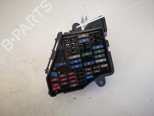 fuse-box-vw-passat-b5-variant-3b5-1997-1998-1999-2000-2001-32914692 main image