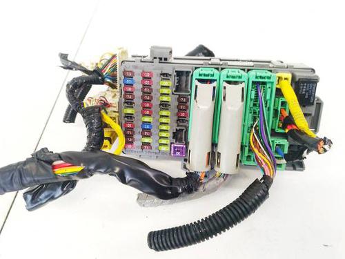 Used Fuse box Fuse box HONDA CR-V III (RE_) 2.2 i-CTDi 4WD (RE6) (140 hp) 32602266 32602266