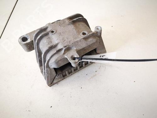 Used Engine mount Engine mount SKODA OCTAVIA II (1Z3) 1.9 TDI (105 hp) 32904618 32904618