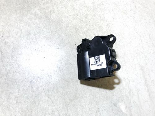 electronic-module-tesla-model-3-5yj3-2017-33108896 main image