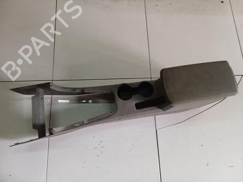 Used Armrest / Center console Armrest / Center console 38738773 38738773