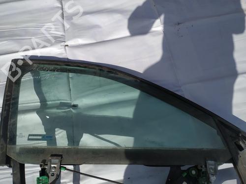 Used Front right door window Front right door window 35520943 35520943
