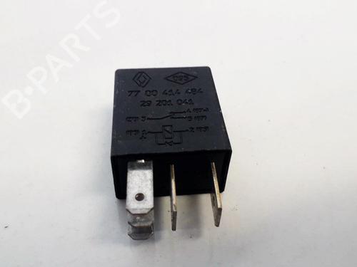 other-renault-laguna-ii-bg01_-2001-2002-2003-2004-2005-2006-2007-33064409 main image