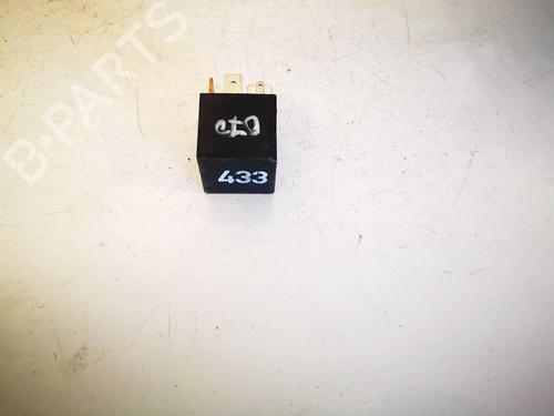 Used Electronic sensor Electronic sensor SUBARU LEGACY IV Estate (BP) 2.0 AWD (BP5) (138 hp) 33488247 33488247