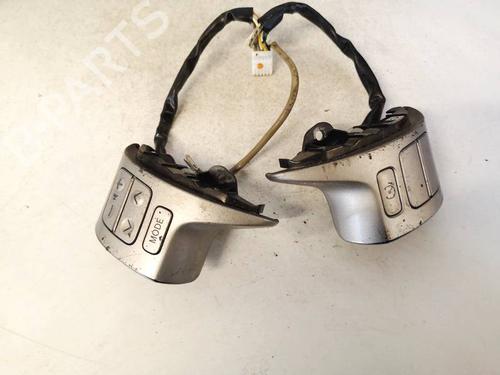 Used Steering wheel controls Steering wheel controls 35369094 35369094