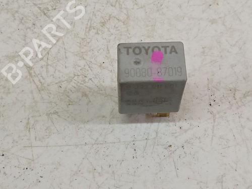 other-toyota-yaris-_p1_-1999-2000-2001-2002-2003-2004-2005-32530802 main image