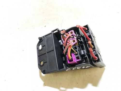 Fuse box AUDI A6 C6 (4F2) 2.0 TDI | BP33102124E1 - Image 2