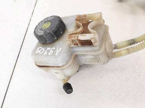 Used Brake fluid reservoir Brake fluid reservoir 35243176 35243176
