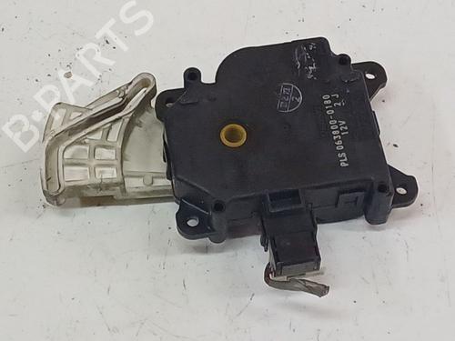 Used Electronic module Electronic module TOYOTA AURIS (_E15_) 1.4 D-4D (NDE150_, NDE150R) (90 hp) 32551013 32551013